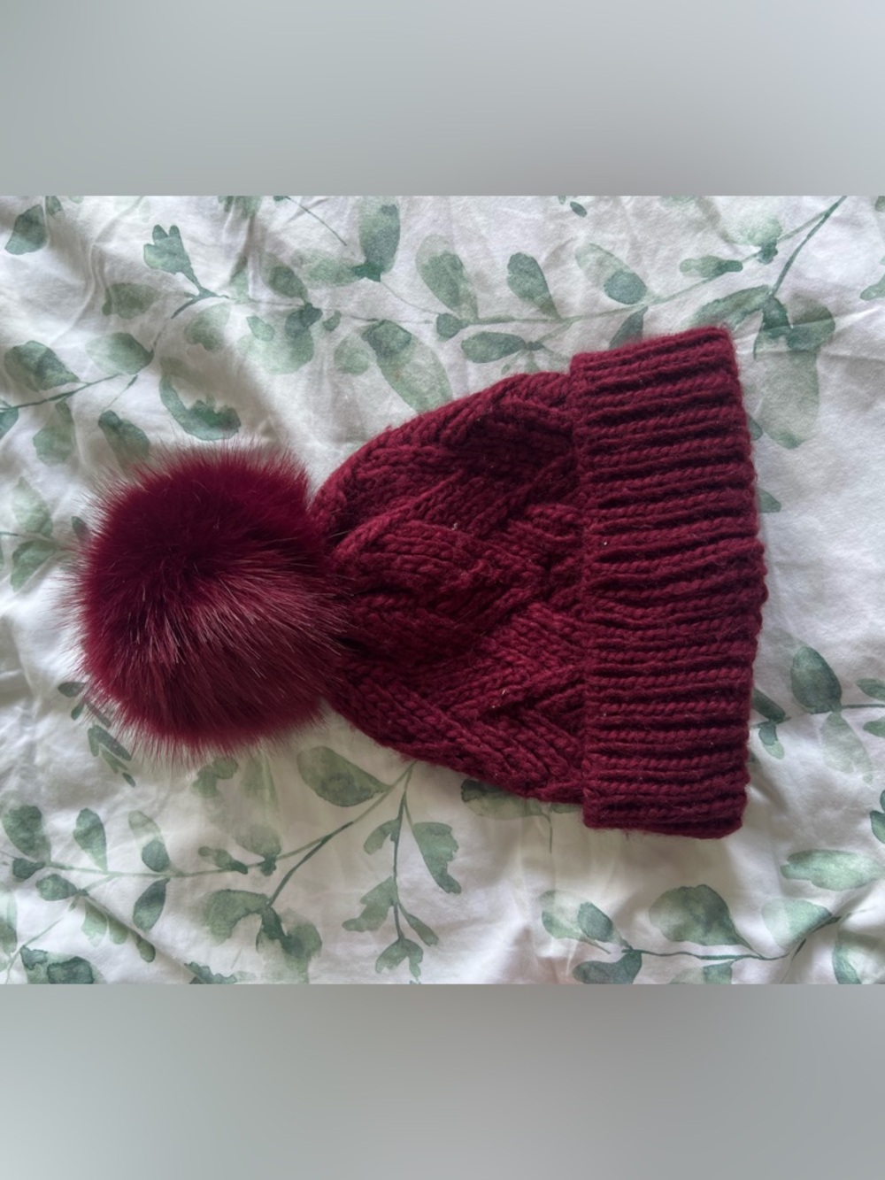 Women's Burgundy Knit Pom Beanie Hat - Cozy Winter Accessory